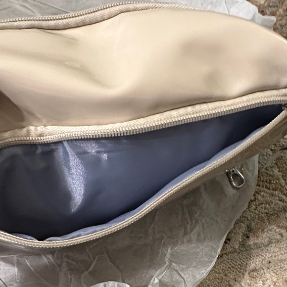 IHKWIP Cream Crossbody Bag New with original packaging - Picture 9 of 9